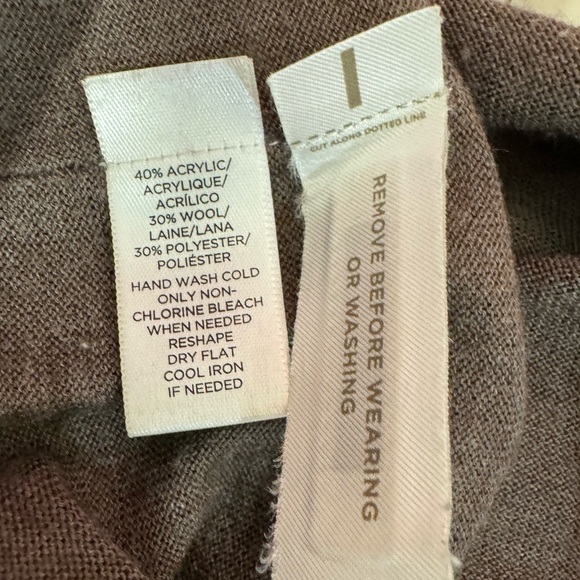 LOFT Embellished Sleeve Sweater Size Small - Picture 7 of 7